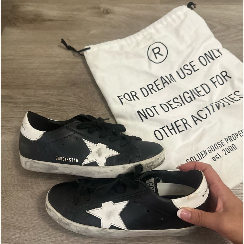 Golden Goose Sneakers